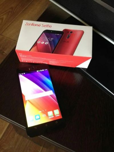 Лот: 7325252. Фото: 1. ASUS Zenfone Selfie. Смартфоны
