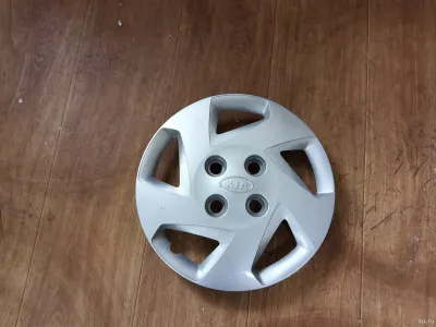 Лот: 25128357. Фото: 1. Колпак R13 на автомобиль KIA... Колпаки