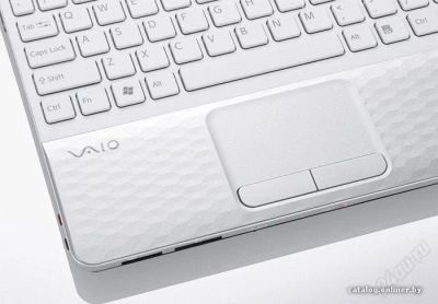 Лот: 1324279. Фото: 1. Продам ноутбук Sony VAIO VPC-EH1M1R... Ноутбуки