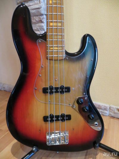 Лот: 9379747. Фото: 1. Fender Jazz Bass, MIJ, 85 год... Гитары