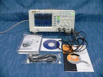 Лот: 272087. Фото: 1. Rigol DS1052E 5.6 "TFT LCD 50MHz... Контрольно-измерительное оборудование