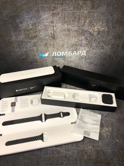 Лот: 17788904. Фото: 1. Наручные часы Apple Watch Nike... Смарт-часы, фитнес-браслеты, аксессуары