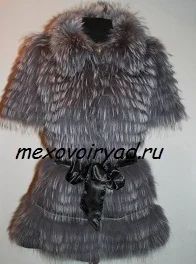 Лот: 6147152. Фото: 1. меховой жилет из чернобурки новый... Верхняя одежда