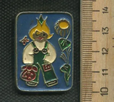Лот: 21730928. Фото: 1. ( № 9137 ) значки детство,мультики... Сувенирные