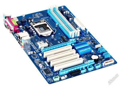 Лот: 8416002. Фото: 1. Игровая материнка GigaByte GA-P75-D3... Материнские платы