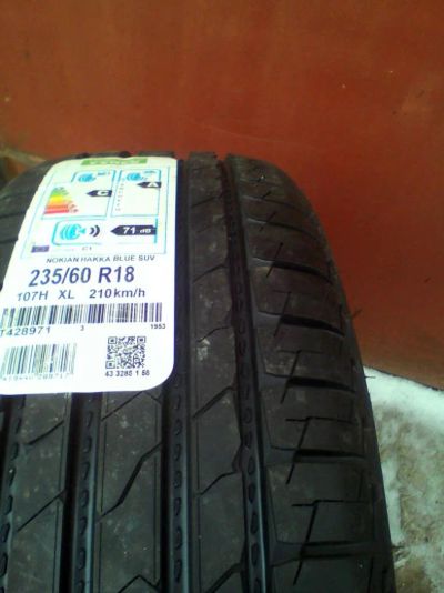 Лот: 11287374. Фото: 1. Nokian Hakka Blue SUV 235/60 R18... Шины