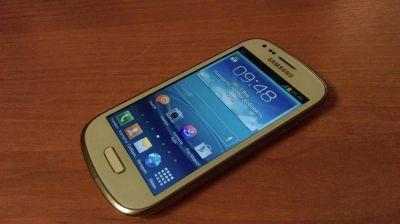 Лот: 5402619. Фото: 1. Samsung Galaxy S3 mini (комплект... Смартфоны