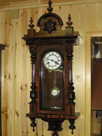Лот: 6571275. Фото: 1. Часы старинные резные. Часы настенные, настольные