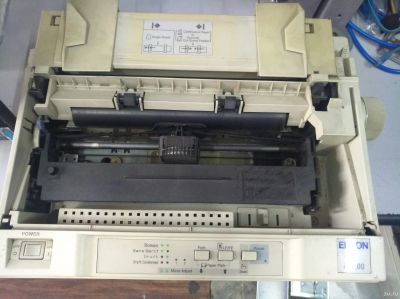 Лот: 13504603. Фото: 1. Принтер матричный EPSON LX-300. Матричные принтеры