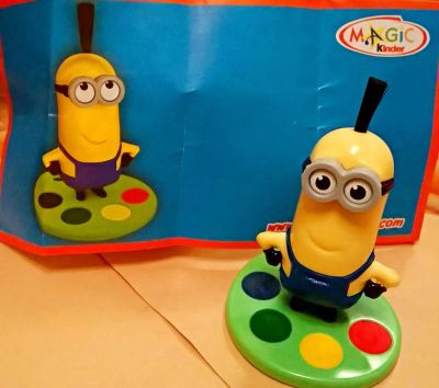 Лот: 6007037. Фото: 1. Kinder сюрприз MAXI, игрушка миньон-кисточка... Игрушки