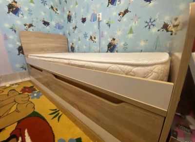 Лот: 25620314. Фото: 1. Детская кровать. Детские кровати и кроватки
