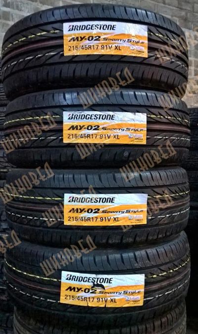 Лот: 5271302. Фото: 1. Шины 215/45 R17 Bridgestone MY02... Шины