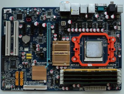 Лот: 9254580. Фото: 1. GigaByte GA-MA770-DS3. Материнские платы