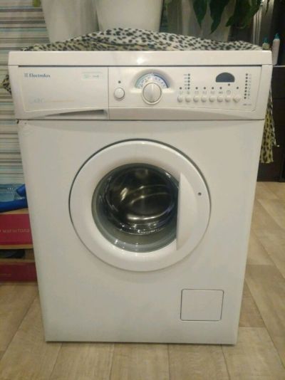 Лот: 12518486. Фото: 1. Стиральная машина Electrolux. Стиральные машины