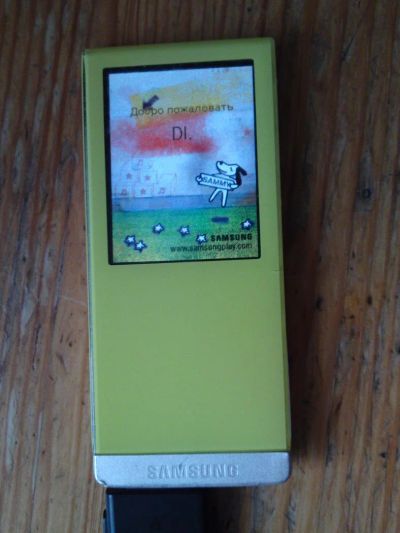 Лот: 2357628. Фото: 1. Плейер Samsung YP-T10 2Gb. Плееры