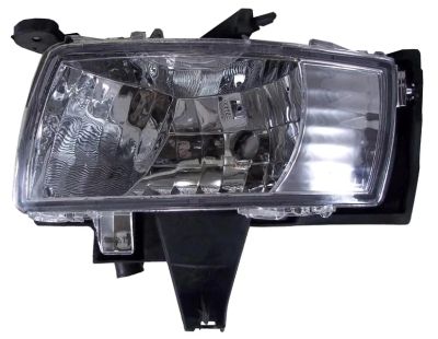 Лот: 6197340. Фото: 1. Туманка левая toyota corolla 2002-2006... Оптика и освещение