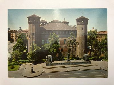 Лот: 23299630. Фото: 1. Турин. Площадь Кастелло и Палаццо... Открытки, конверты