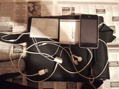 Лот: 1873188. Фото: 1. ipod touch 3g 8gb (без обмена... Плееры