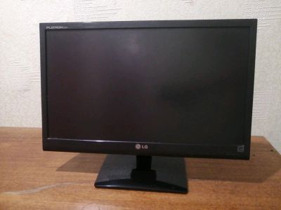 Лот: 17452328. Фото: 1. Монитор 21.5" LG Flatron E2241S-BN. ЖК-мониторы