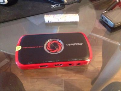 Лот: 4870948. Фото: 1. Плата видео захвата Avermedia. ТВ-тюнеры и карты захвата