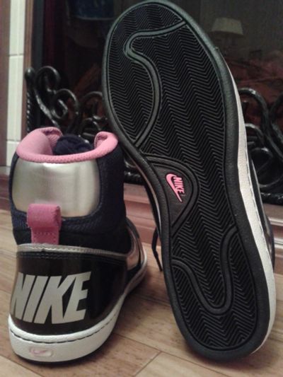 Лот: 4647592. Фото: 1. Кеды женские Nike 41 размера... Кеды, кроссовки, слипоны