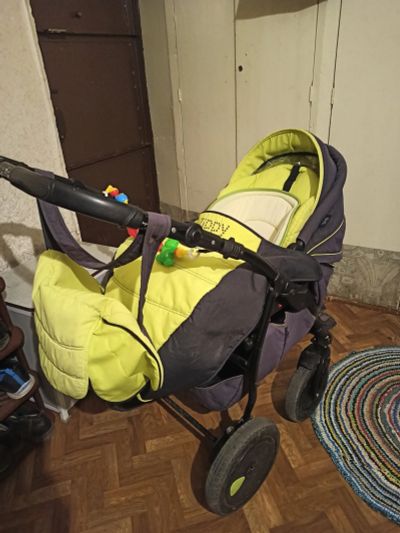 Лот: 17675233. Фото: 1. Коляска Zippy. 2 в 1. Коляски
