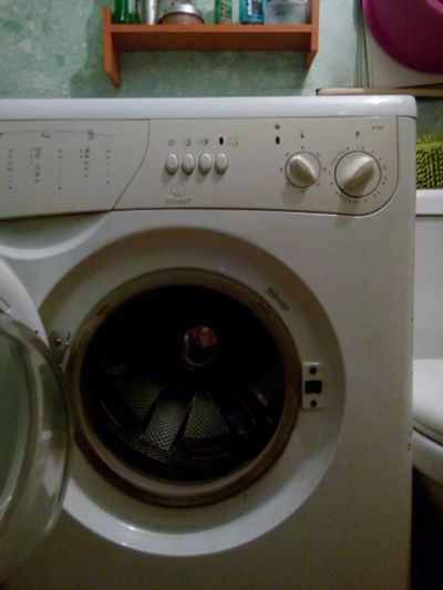Лот: 6019991. Фото: 1. Стиральная машинка Indesit. Стиральные машины
