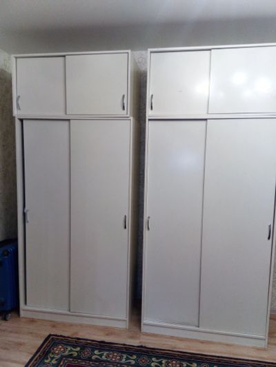 Лот: 12667438. Фото: 1. Белые шкафы. Шкафы, шкафы-купе