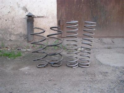 Лот: 2006758. Фото: 1. пружина на приору. Ходовая, подвеска, рулевое управление