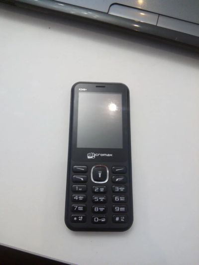 Лот: 11082486. Фото: 1. Телефон Micromax X249+ (11294). Кнопочные мобильные телефоны