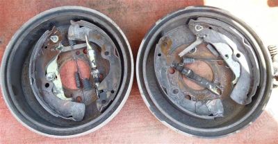 Лот: 1868740. Фото: 1. Тормоза барабаны колодки Nissan... Тормозная система