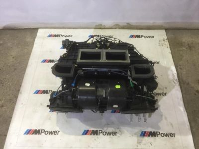 Лот: 11092537. Фото: 1. Печка BMW E53. Салон