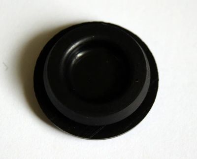 Лот: 21368726. Фото: 1. Заглушка резиновая TOHATSU 345-76092-0. Запчасти для лодок, катеров, лодочных моторов