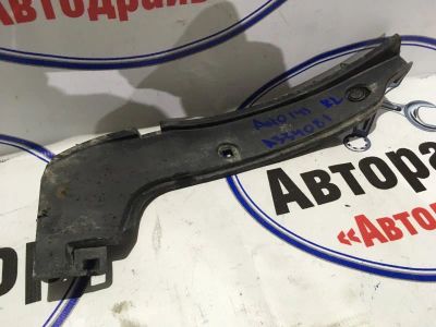 Лот: 21719496. Фото: 1. подкрылок Toyota Corolla Axio... Двигатель и элементы двигателя