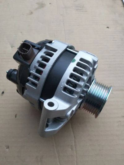 Лот: 21396183. Фото: 1. генератор Honda Accord CL7. Двигатель и элементы двигателя