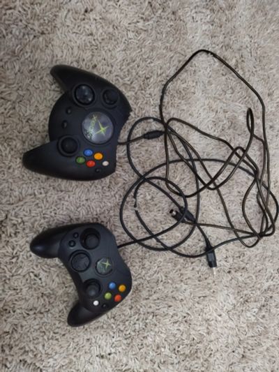 Лот: 18442106. Фото: 1. Xbox два геймпада, шнур Работоспособность... Запчасти для игровых приставок, консолей