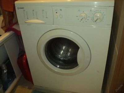 Лот: 5963961. Фото: 1. Стиральная машинка Indesit. Стиральные машины