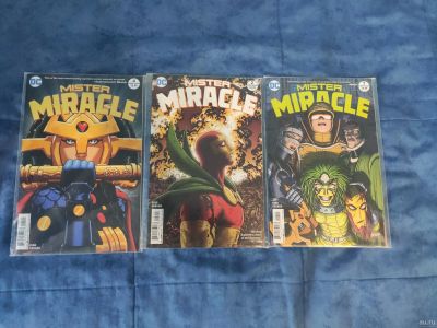 Лот: 17376626. Фото: 1. Mister Miracle Тома Кинга #2,4... Другое (литература, книги)