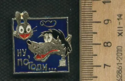 Лот: 21730401. Фото: 1. ( №9192 ) значки детство,мультики... Сувенирные