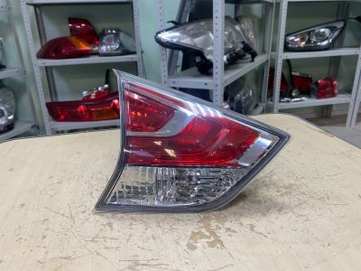 Лот: 25851435. Фото: 1. Задний левый фонарь Nissan X-Trail... Оптика и освещение