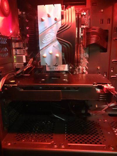 Лот: 15400036. Фото: 1. RX 570 8 gb. Видеокарты