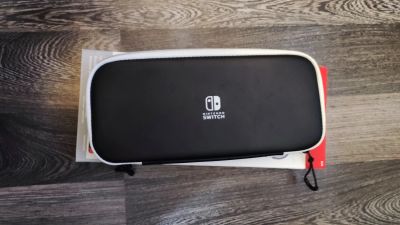 Лот: 21249422. Фото: 1. Чехол Nintendo Switch. Аксессуары для игровых приставок, консолей, геймпады