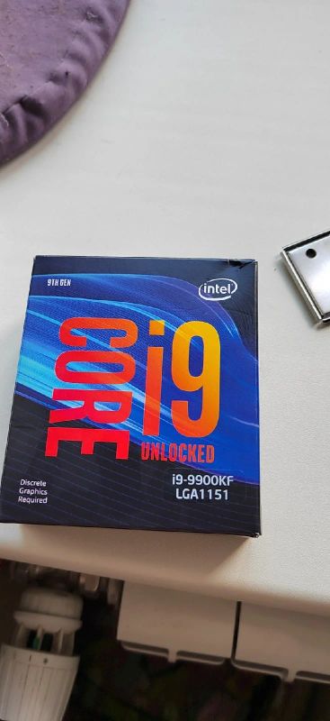 Лот: 19261955. Фото: 1. Процессор Intel Core i9-9900KF... Процессоры