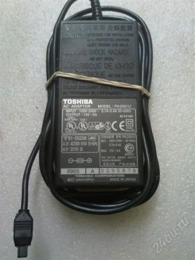 Лот: 2249501. Фото: 1. бп Toshiba 15v 2a. Корпуса, блоки питания