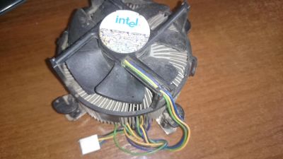 Лот: 8189965. Фото: 1. Вентилятор для процессора Intel. Системы охлаждения