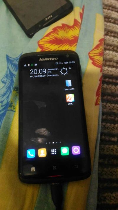 Лот: 7619961. Фото: 1. Lenovo s820. Смартфоны
