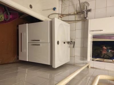 Лот: 17576478. Фото: 1. Тумба ванной. Мебель для ванной комнаты