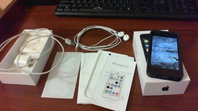 Лот: 4931071. Фото: 1. Iphone 5s, Space Gray, 16GB. Смартфоны