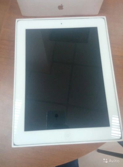 Лот: 7581964. Фото: 1. Apple iPad 4 32Gb, 3G, LTE, White. Планшеты