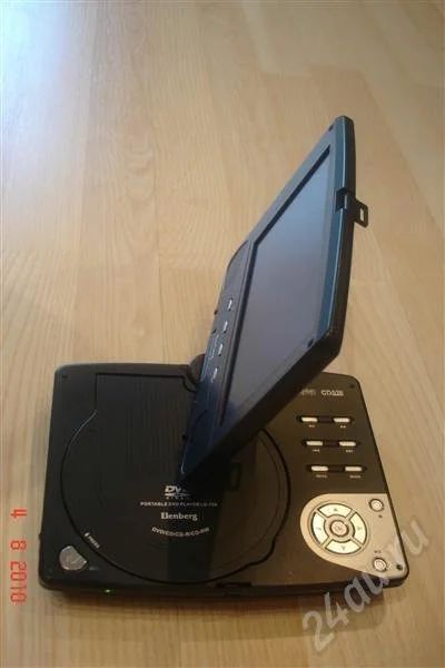 Лот: 453590. Фото: 1. 7" Портативный DVD плеер с LCD... Другое (аудиотехника)